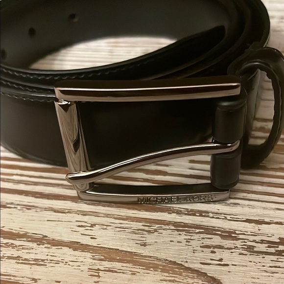 Michael Kors Black Designer Belt - Picture 1 of 4
